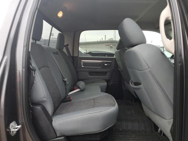 3C6UR5DL1FG686215 - 2015 RAM 2500 SLT შავი ფოტო 10