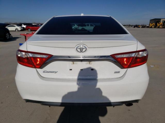 4T1BF1FK2GU123089 - 2016 TOYOTA CAMRY LE WHITE photo 6