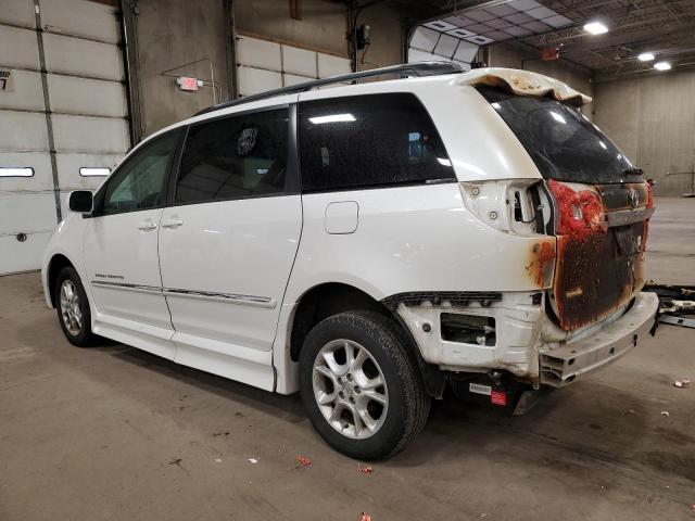 5TDZA22C16S561806 - 2006 TOYOTA SIENNA XLE WHITE photo 2