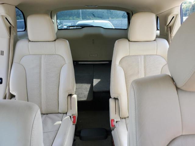 2LMHJ5AT2JBL00287 - 2018 LINCOLN MKT أبيض صورة 10