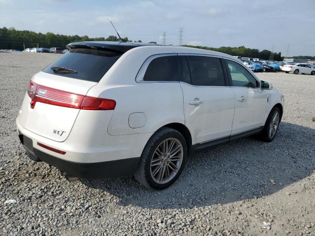 2LMHJ5AT2JBL00287 - 2018 LINCOLN MKT أبيض صورة 3
