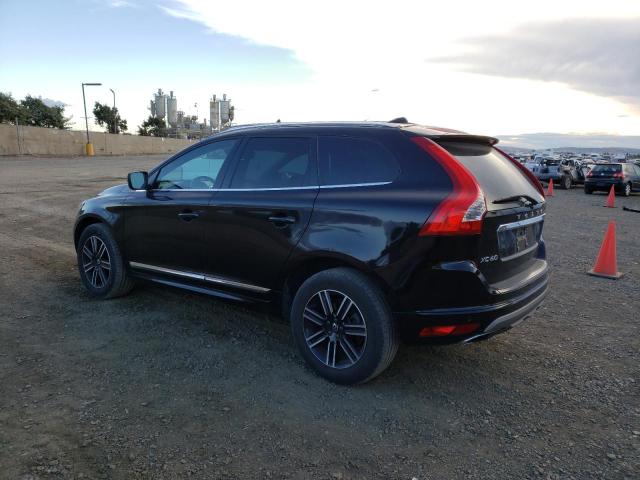 YV440MDR6H2078085 - 2017 VOLVO XC60 T5 DYNAMIC BLACK photo 2