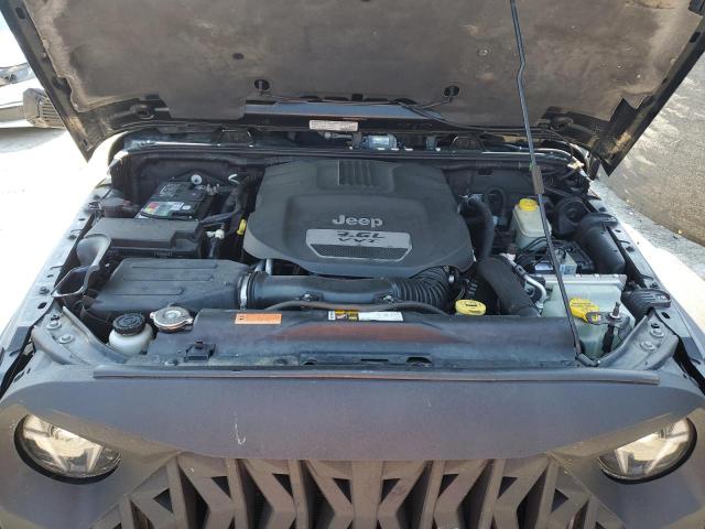 1C4HJWEG2DL686023 - 2013 JEEP WRANGLER U SAHARA أسود صورة 11