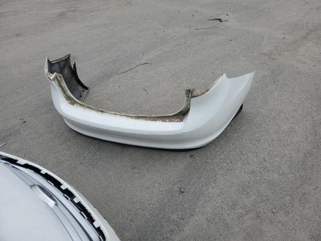 3FADP4BJ3DM217982 - 2013 FORD FIESTA SE WHITE photo 12