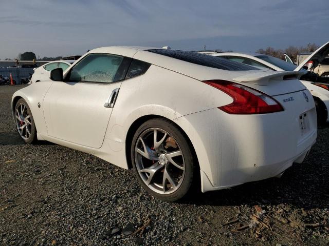 JN1AZ4EH5HM952371 - 2017 NISSAN 370Z BASE WHITE photo 2