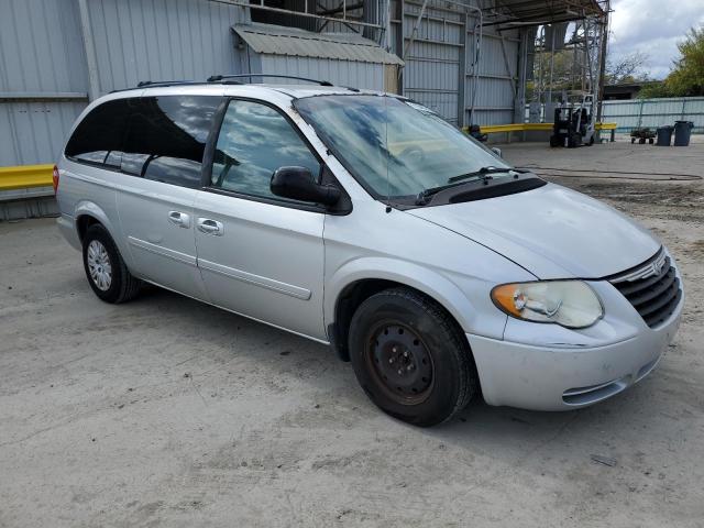 2A4GP44R77R352772 - 2007 CHRYSLER TOWN & COU LX SILVER photo 4