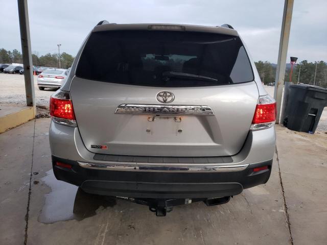 5TDZK3EH3BS042714 - 2011 TOYOTA HIGHLANDER BASE SILVER photo 6