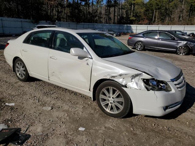 4T1BK36B96U095748 - 2006 TOYOTA AVALON XL WHITE photo 4