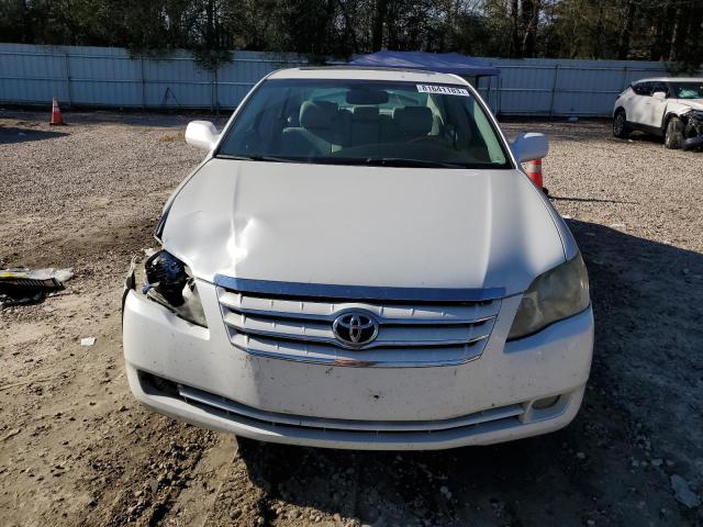 4T1BK36B96U095748 - 2006 TOYOTA AVALON XL WHITE photo 5