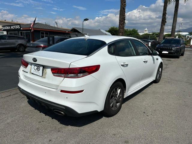 5XXGT4L30KG323792 - 2019 KIA OPTIMA LX თეთრი ფოტო 4