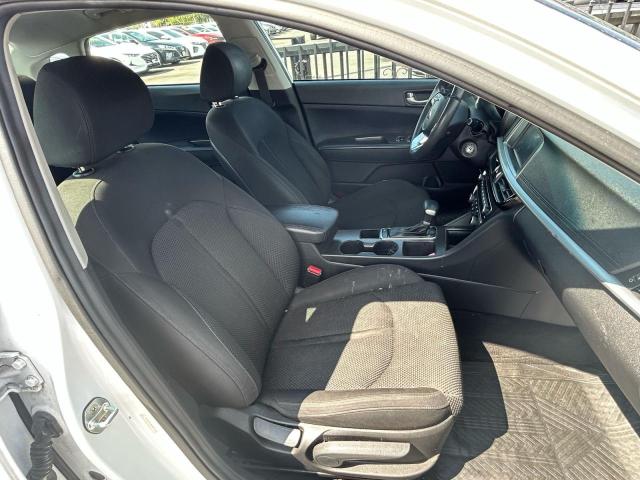 5XXGT4L30KG323792 - 2019 KIA OPTIMA LX თეთრი ფოტო 5