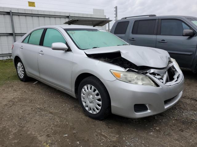 4T1BF3EK1BU189994 - 2011 TOYOTA CAMRY BASE SILVER photo 4