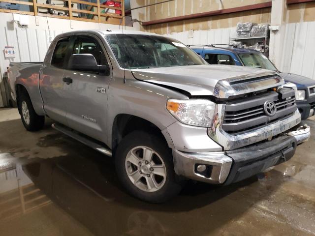5TFUW5F11FX460037 - 2015 TOYOTA TUNDRA DOUBLE CAB SR/SR5 SILVER photo 4