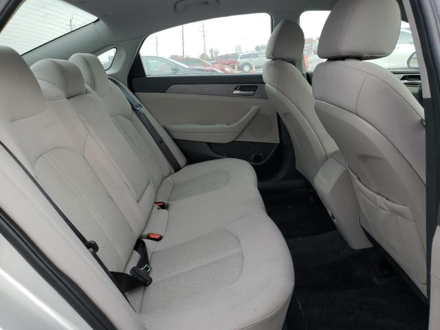 5NPE24AF8JH657191 - 2018 HYUNDAI SONATA SE Srebrny zdjęcie 10