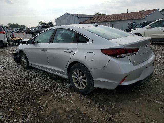 5NPE24AF8JH657191 - 2018 HYUNDAI SONATA SE Srebrny zdjęcie 2