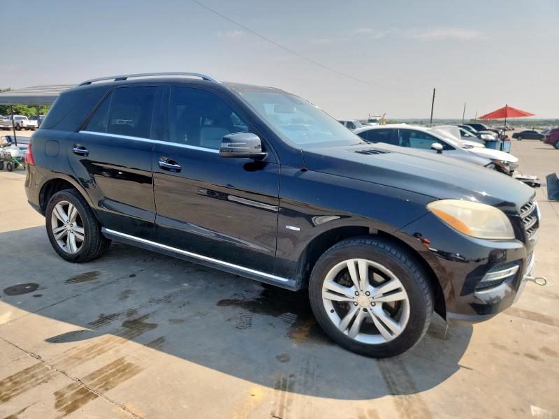 4JGDA5HB2CA001159 - 2012 MERCEDES-BENZ ML 350 4MATIC BLACK photo 4