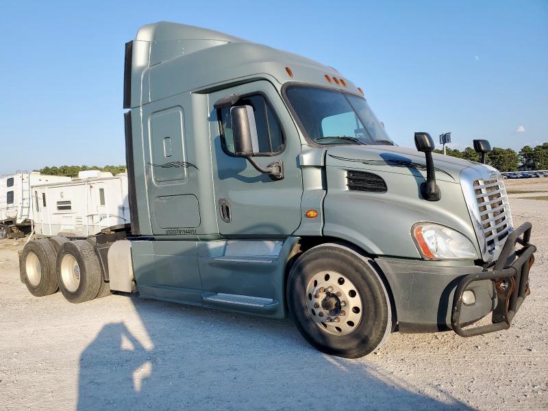 2017 FREIGHTLINER CASCADIA 1, 