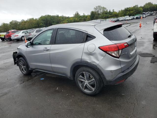 3CZRU6H56NM754601 - 2022 HONDA HR-V EX SILVER photo 2