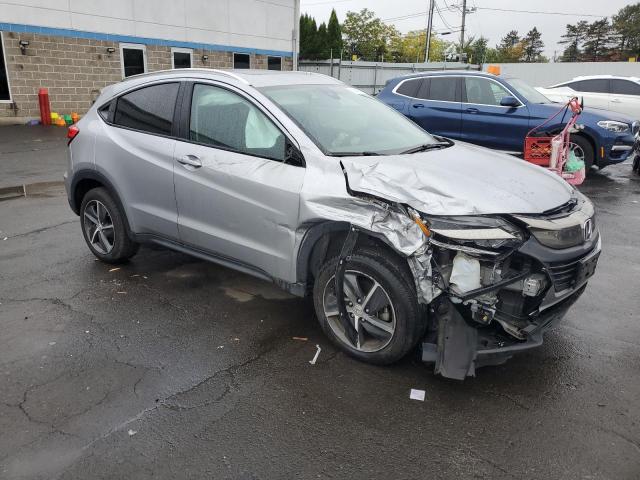 3CZRU6H56NM754601 - 2022 HONDA HR-V EX SILVER photo 4