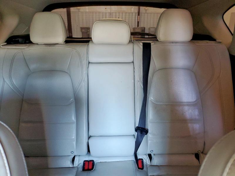 JM3KFBDM7J0344272 - 2018 MAZDA CX-5 GRAND TOURING WHITE photo 10