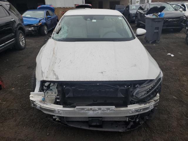 1HGCV1F1XLA115967 - 2020 HONDA ACCORD LX WHITE photo 5