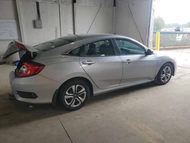 19XFC2F58HE008835 - 2017 HONDA CIVIC LX 银色 照片 3