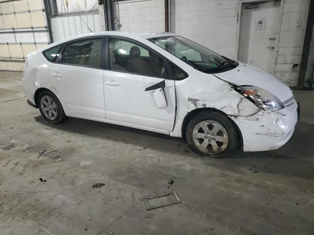 JTDKB22U353121741 - 2005 TOYOTA PRIUS WHITE photo 4