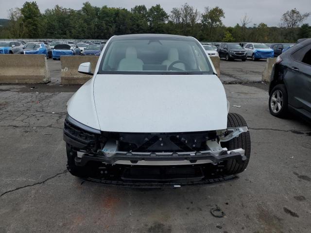 7SAYGDEE6TA463504 - 2026 TESLA MODEL Y თეთრი ფოტო 5