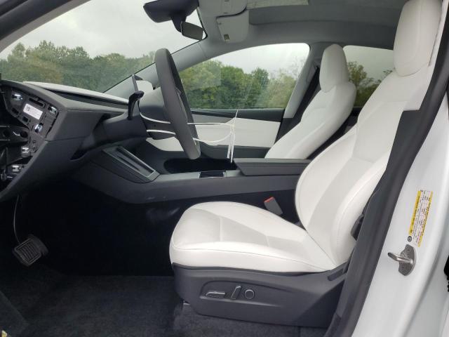 7SAYGDEE6TA463504 - 2026 TESLA MODEL Y თეთრი ფოტო 7