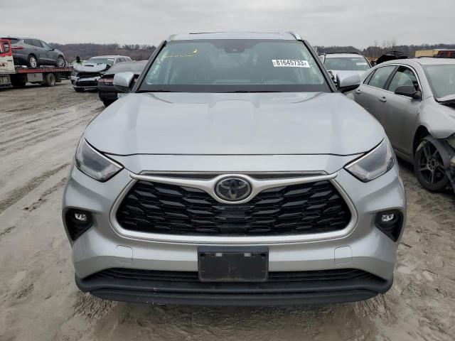 5TDGZRBHXMS062164 - 2021 TOYOTA HIGHLANDER XLE SILVER photo 5