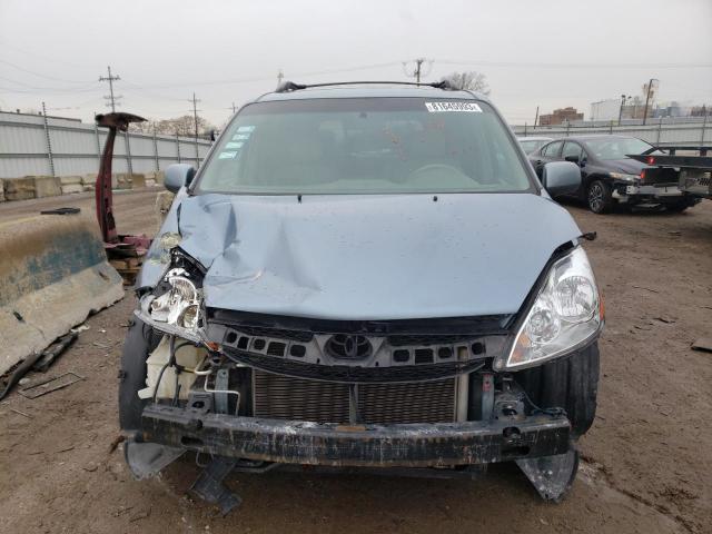 5TDZK22C48S187028 - 2008 TOYOTA SIENNA XLE BLUE photo 5