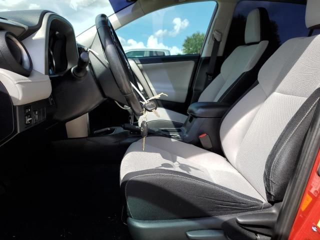 2T3WFREV4GW282117 - 2016 TOYOTA RAV4 XLE RED photo 7