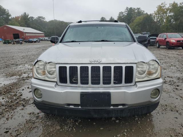1J8GR48K75C623521 - 2005 JEEP GRAND CHER LAREDO Gümüş foto 5