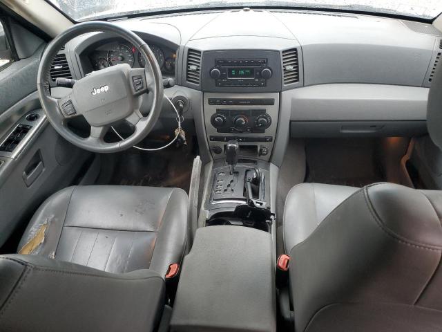 1J8GR48K75C623521 - 2005 JEEP GRAND CHER LAREDO Gümüş foto 8