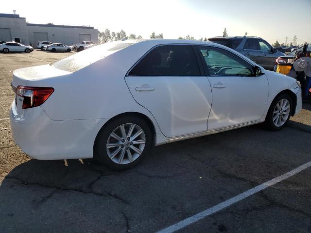 4T4BF1FK4DR278079 - 2013 TOYOTA CAMRY L WHITE photo 3