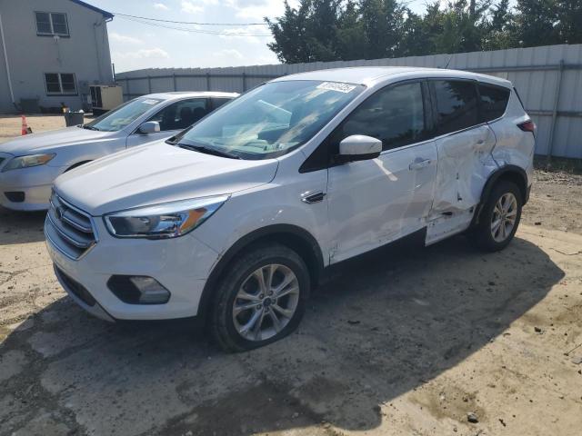 2017 FORD ESCAPE SE, 