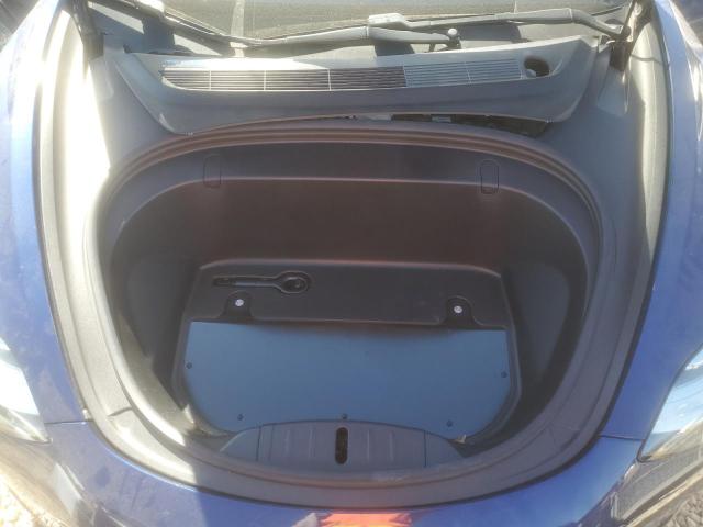 5YJ3E1EA6JF076699 - 2018 TESLA MODEL 3 ლურჯი ფოტო 11