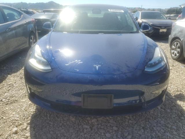 5YJ3E1EA6JF076699 - 2018 TESLA MODEL 3 ლურჯი ფოტო 5