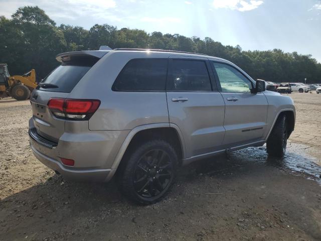 1C4RJEAG3JC433597 - 2018 JEEP GRAND CHER LAREDO Srebrny zdjęcie 3