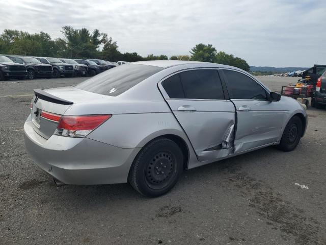 1HGCP2F31BA149098 - 2011 HONDA ACCORD LX 银色 照片 3