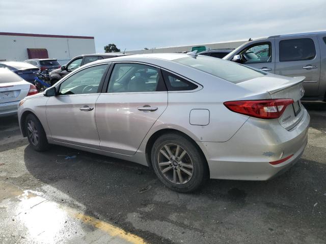 5NPE24AF6HH564003 - 2017 HYUNDAI SONATA SE SILVER photo 2