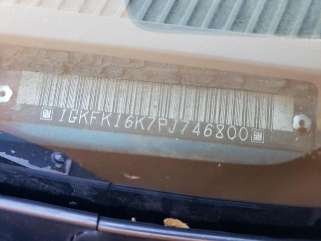 1GKFK16K7PJ746800 - 1993 GMC SUBURBAN K1500 TWO TONE photo 13