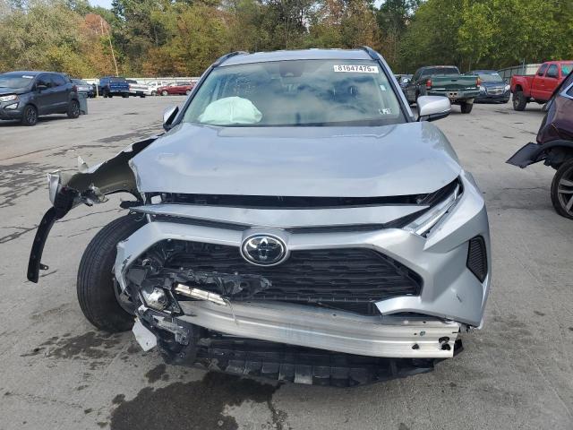 2T3P1RFV4SW555518 - 2025 TOYOTA RAV4 XLE 银色 照片 5