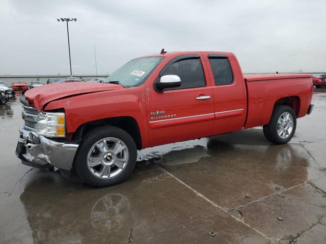 1GCRCSE03CZ100662 - 2012 CHEVROLET SILVERADO C1500 LT RED photo 1