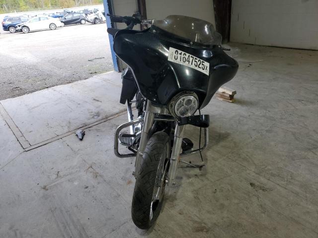 1HD1FC410AB647977 - 2010 HARLEY-DAVIDSON FLHTCU Noir photo 2