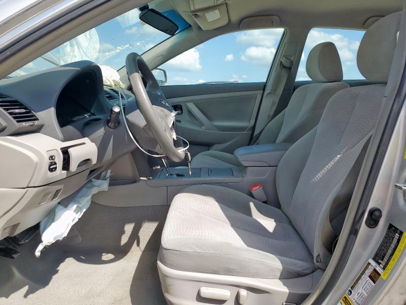 4T4BF3EKXBR165845 - 2011 TOYOTA CAMRY BASE ვერცხლისფერი ფოტო 7