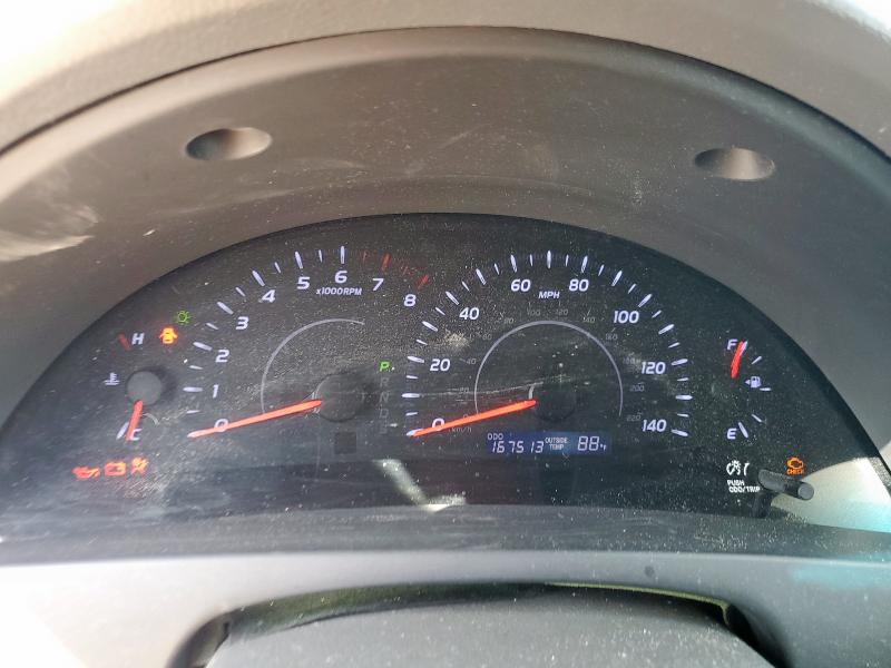 4T4BF3EKXBR165845 - 2011 TOYOTA CAMRY BASE ვერცხლისფერი ფოტო 9