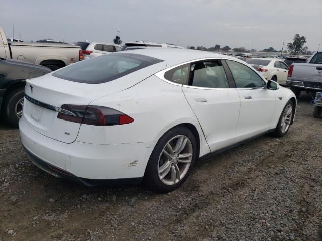 5YJSA1CN5DFP22431 - 2013 TESLA MODEL S WHITE photo 3