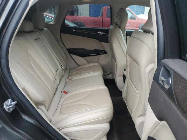 5LMCJ3D92HUL70092 - 2017 LINCOLN MKC RESERVE GRAY photo 11