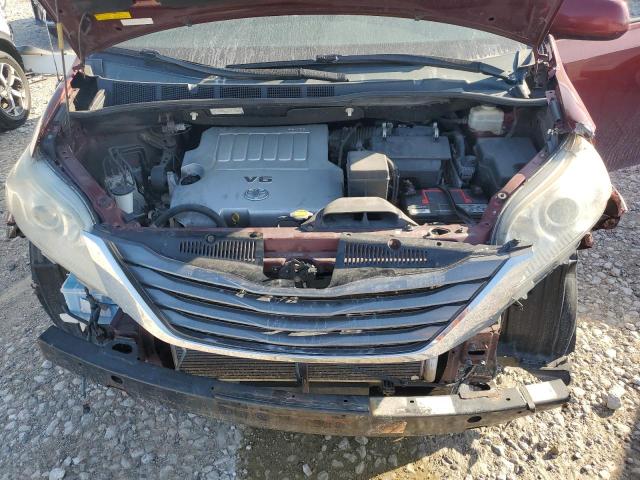 5TDDK3DC5BS016261 - 2011 TOYOTA SIENNA XLE RED photo 12